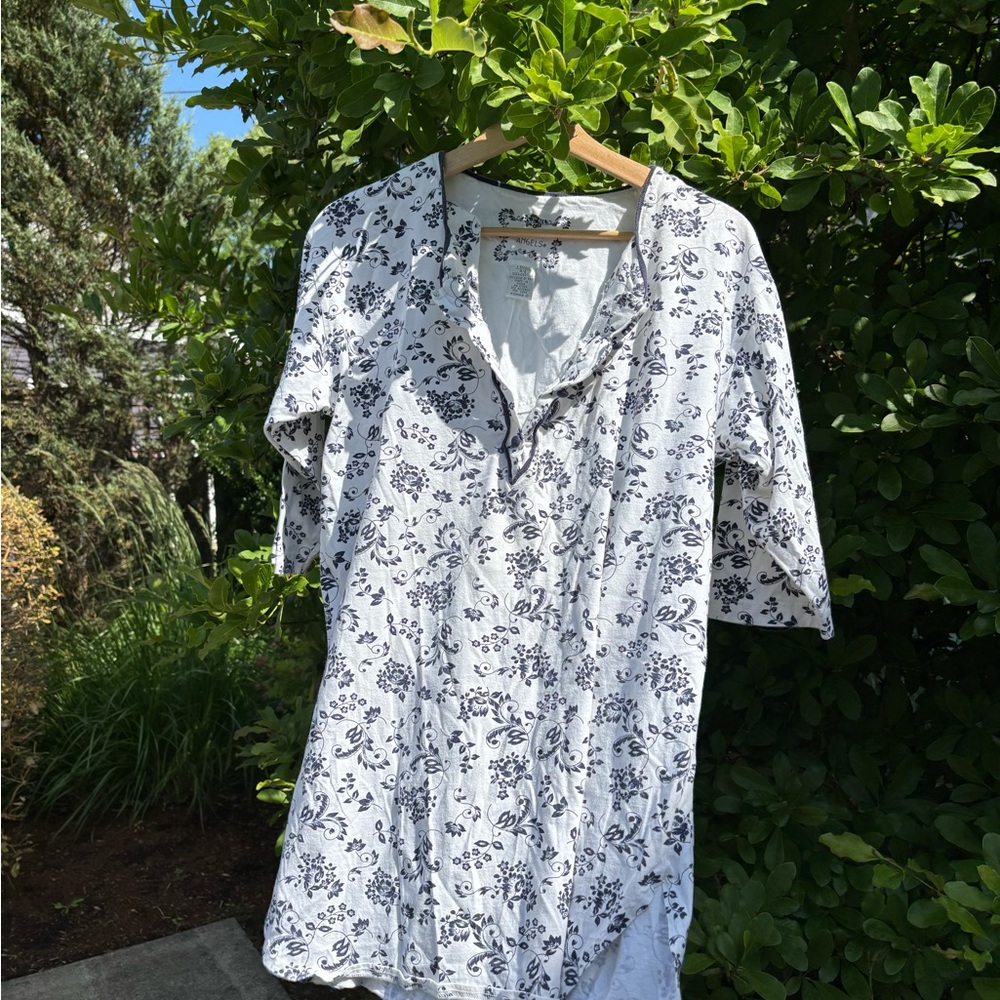 Earth Angels Floral Print nightgown